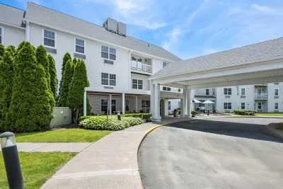 Middletown Concrete builds and installs walkway