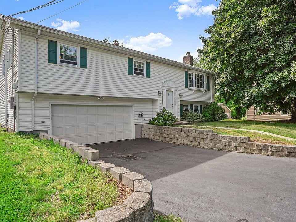 Dallas Concrete Pros builds and installs Driveway