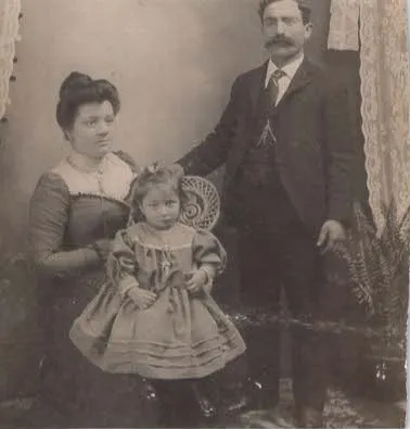 A historical portrait featuring Desideris Fazzini, Angela Fazzini, and their daughter Margherita Fazzini.