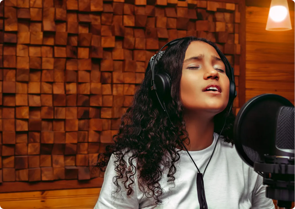 Comment chanter avec émotion sans perdre le contrôle de sa voix ?