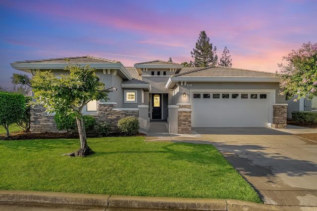 The Brentwood Seller’s Dilemma: Compete or Wait