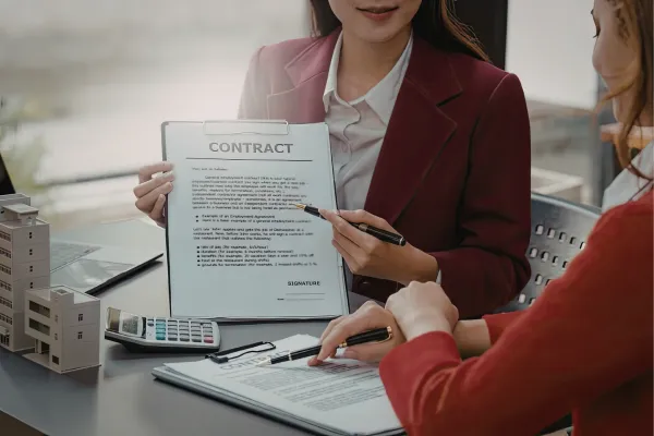 What Buyers Need to Know About Builder Contracts