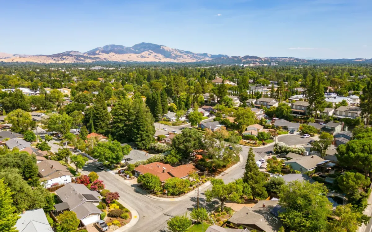 The Step-by-Step Guide to Buying a New Build in Pleasant Hill