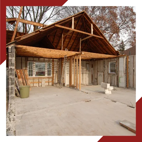 General contractor in Rockville, MD offering a free estimate to a client