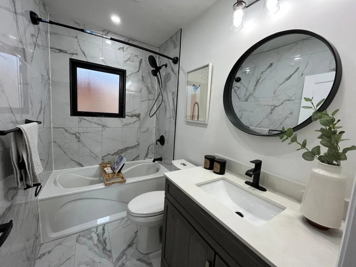 {{ custom_values.service_1 }} in {{custom_values.biz_area_1})