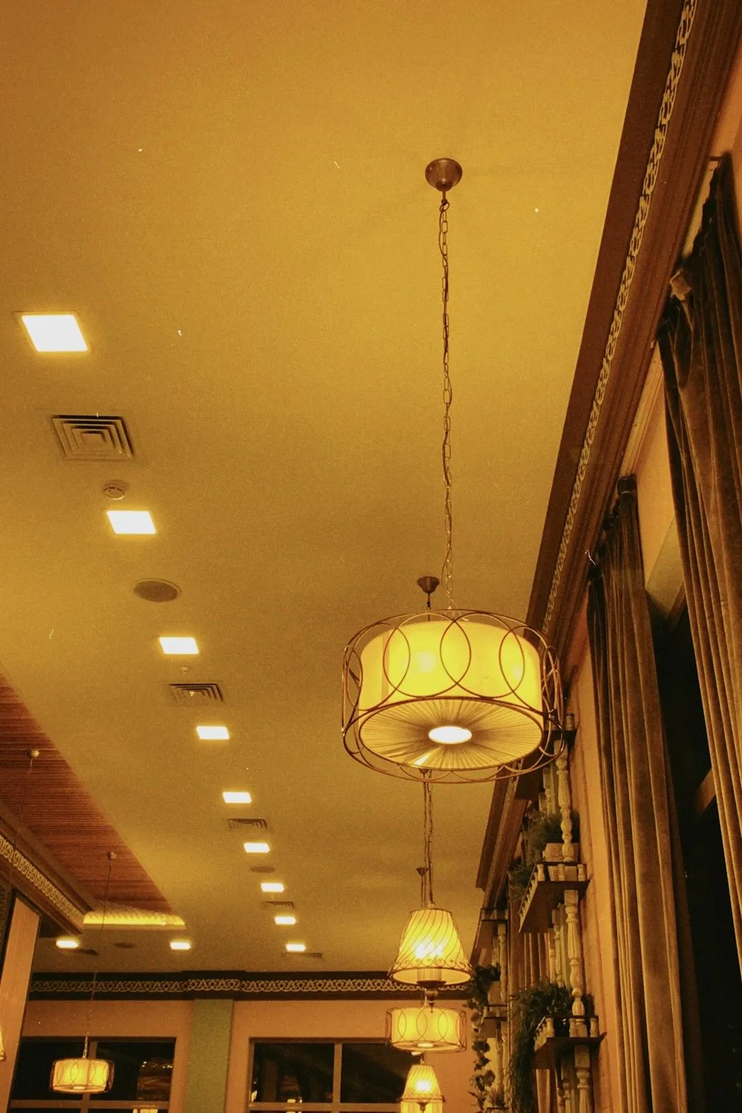 LED Lighting & Lighting Retrofits