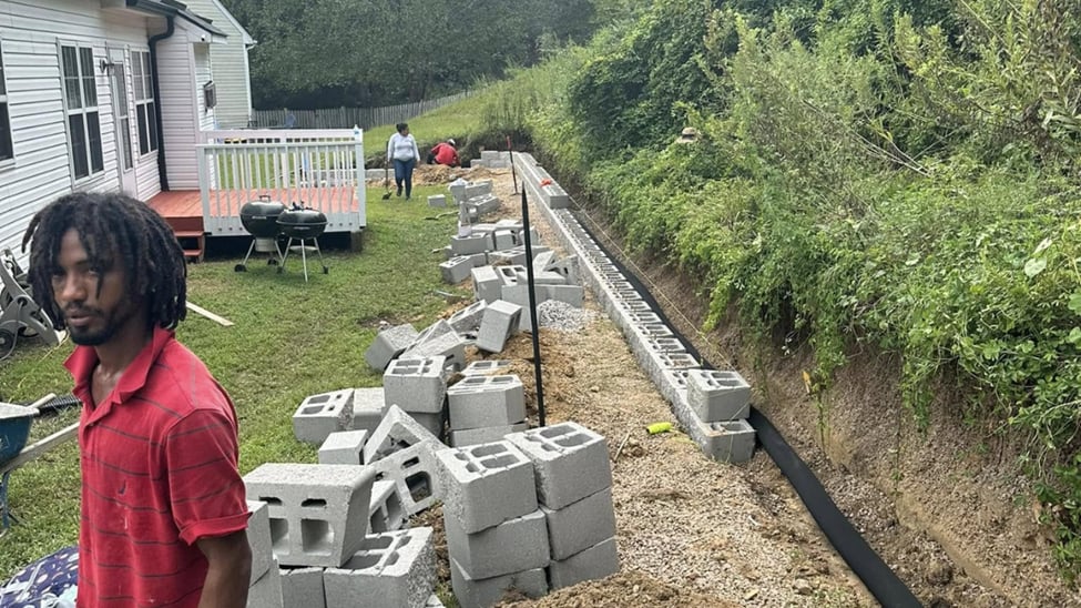Retaining wall construction and repair services in Durham, NC by Edu Hardscape LLC