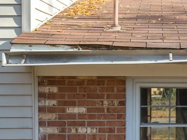 Affordable gutter services Elyria