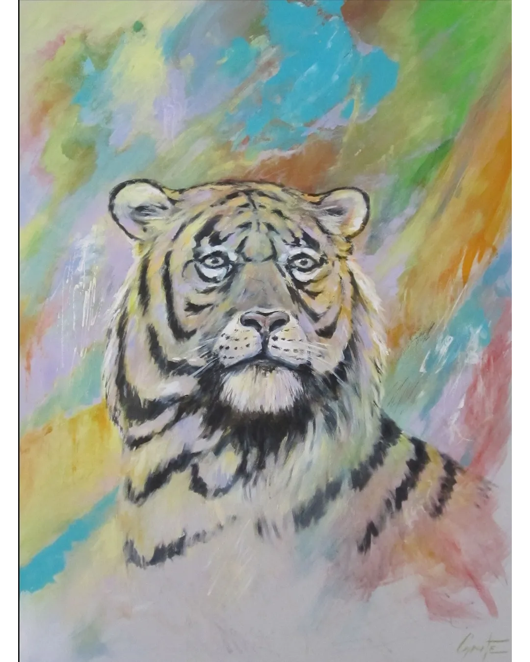 Acrylgemälde „Tiger modern“ von Erich Graf: frontal dargestellter Tigerkopf vor abstrakt-pastelligem Hintergrund in Grün-, Blau-, Lila- und Apricottönen, 90 × 120 cm.