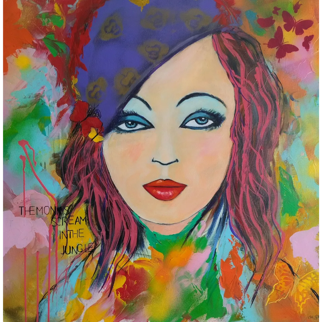 Farbintensives Porträt einer Frau mit violettem Kopftuch vor tropisch-leuchtendem Hintergrund mit Schmetterlingen und Schriftzügen; Acryl auf Leinwand, 80 × 80 cm, Christine Graf.