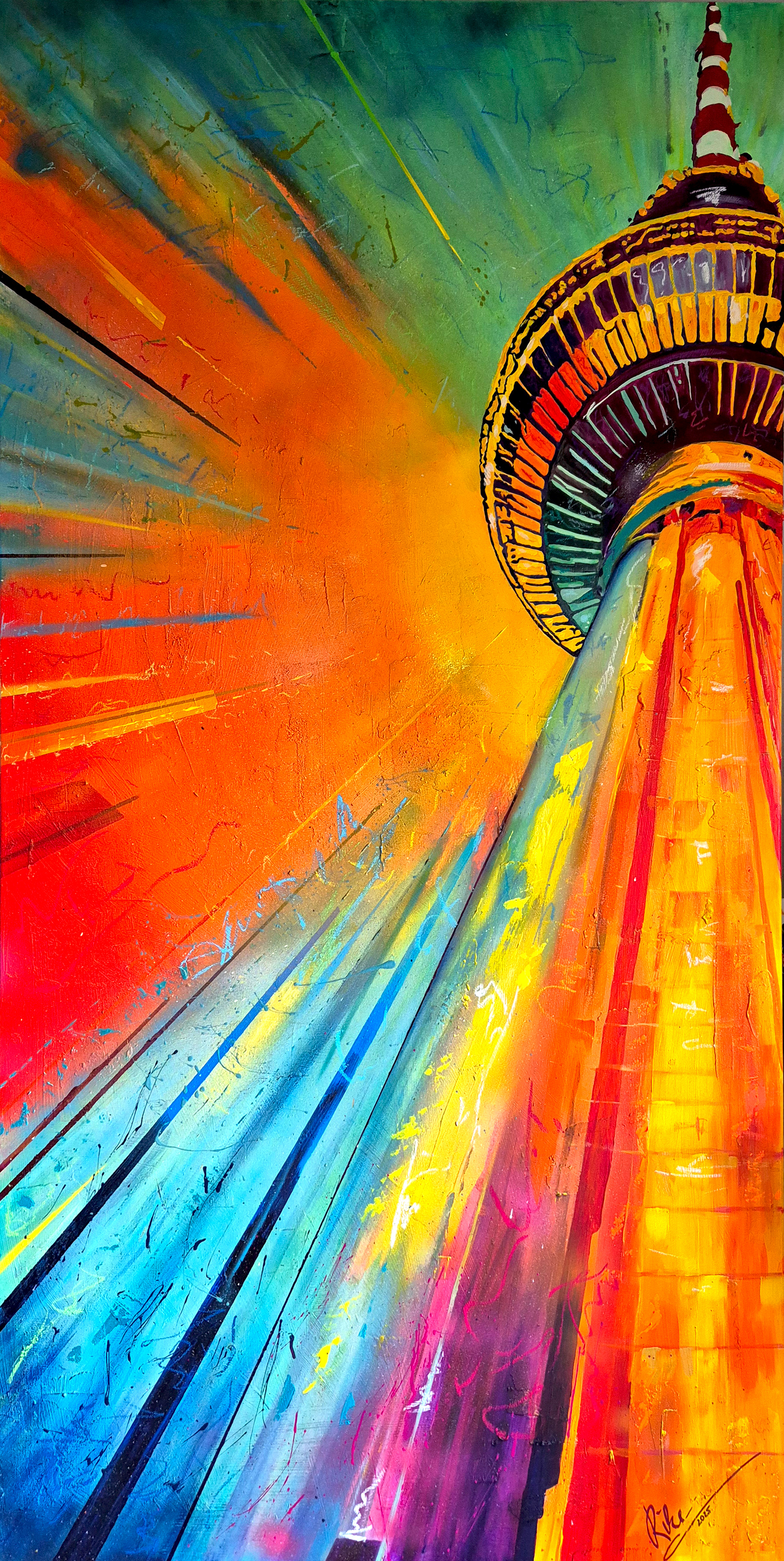 Expressiv gemalter Berliner Fernsehturm in extremer Untersicht, der sich als vertikale Achse kraftvoll in den Bildraum erhebt. Intensive Farbverläufe in Orange, Gelb, Rot sowie kühlen Blau- und Grüntönen strahlen dynamisch vom Zentrum aus, durchzogen von gestischen Linien und sichtbaren Spuren. Die architektonische Form bleibt erkennbar, löst sich jedoch in eine energetische, farbgetragene Bewegung zwischen Struktur und Abstraktion auf.
