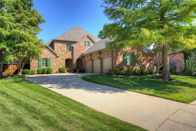 McKinney Concrete builds and installs driveways.