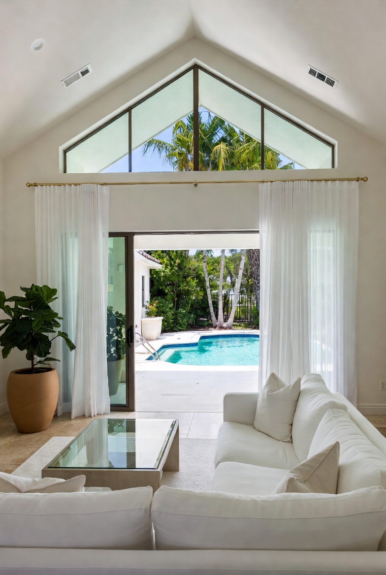 The Right-Sizer Revolution: Why SWFL is the Minimalist Capital