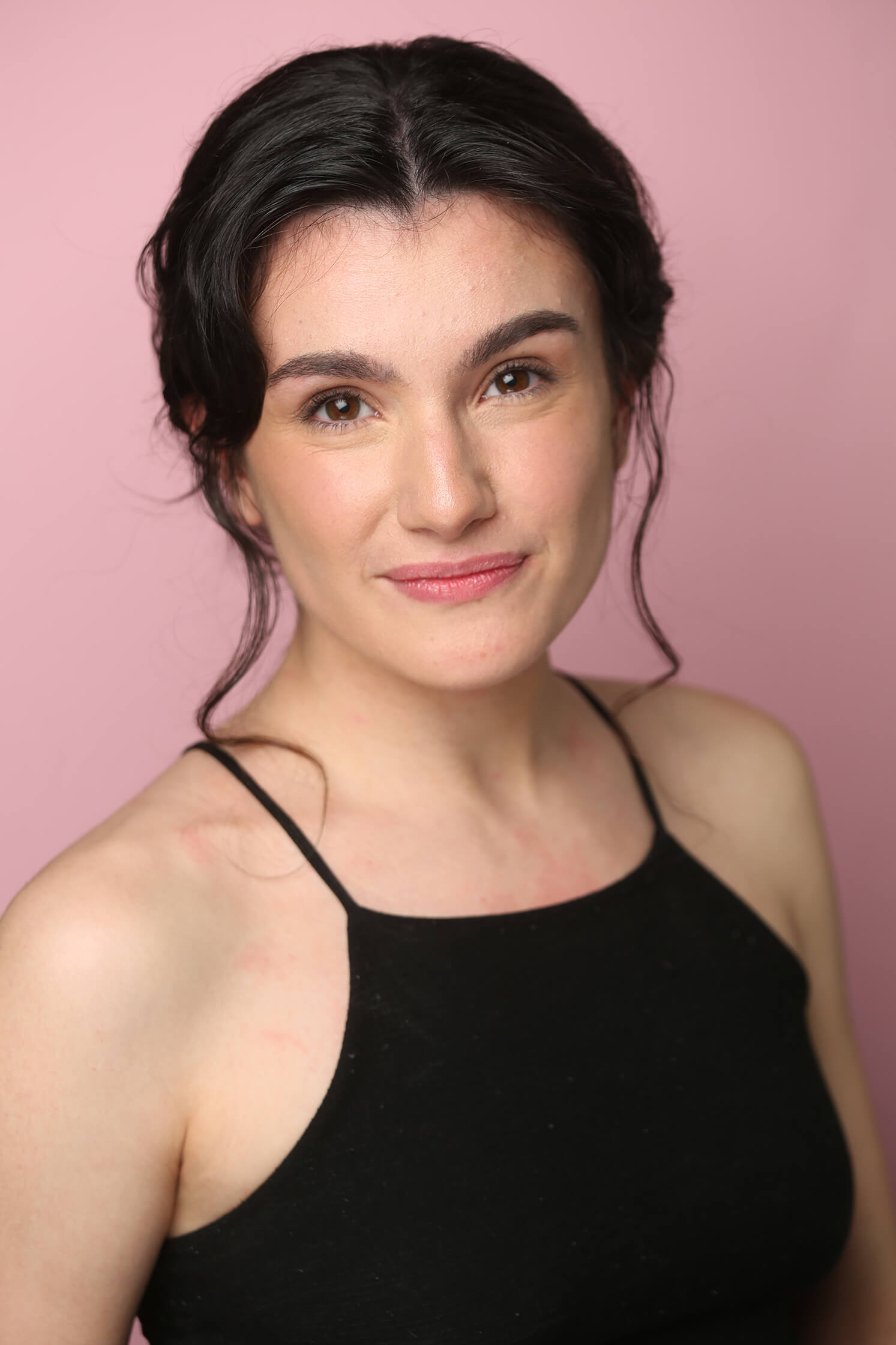 Portrait of Claudia Garal with decorative illustrations