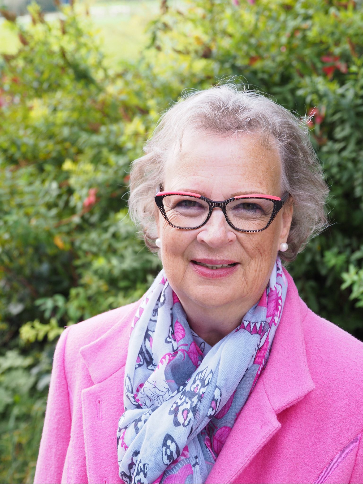 Ulrike Rösch Trainerin der Energie- und Metamedizin nach Petra Maria Anders®️
