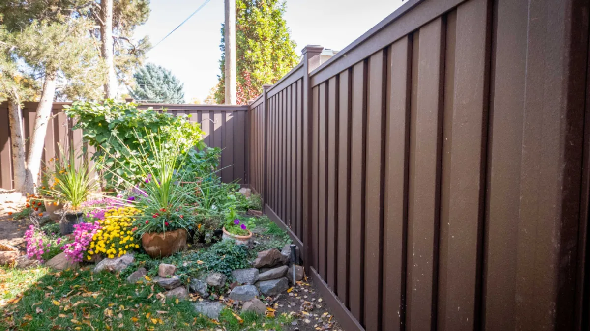 Hardscape Denver build and install fences