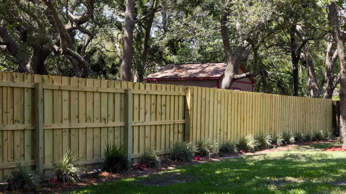 Hardscape Denver build and install fences