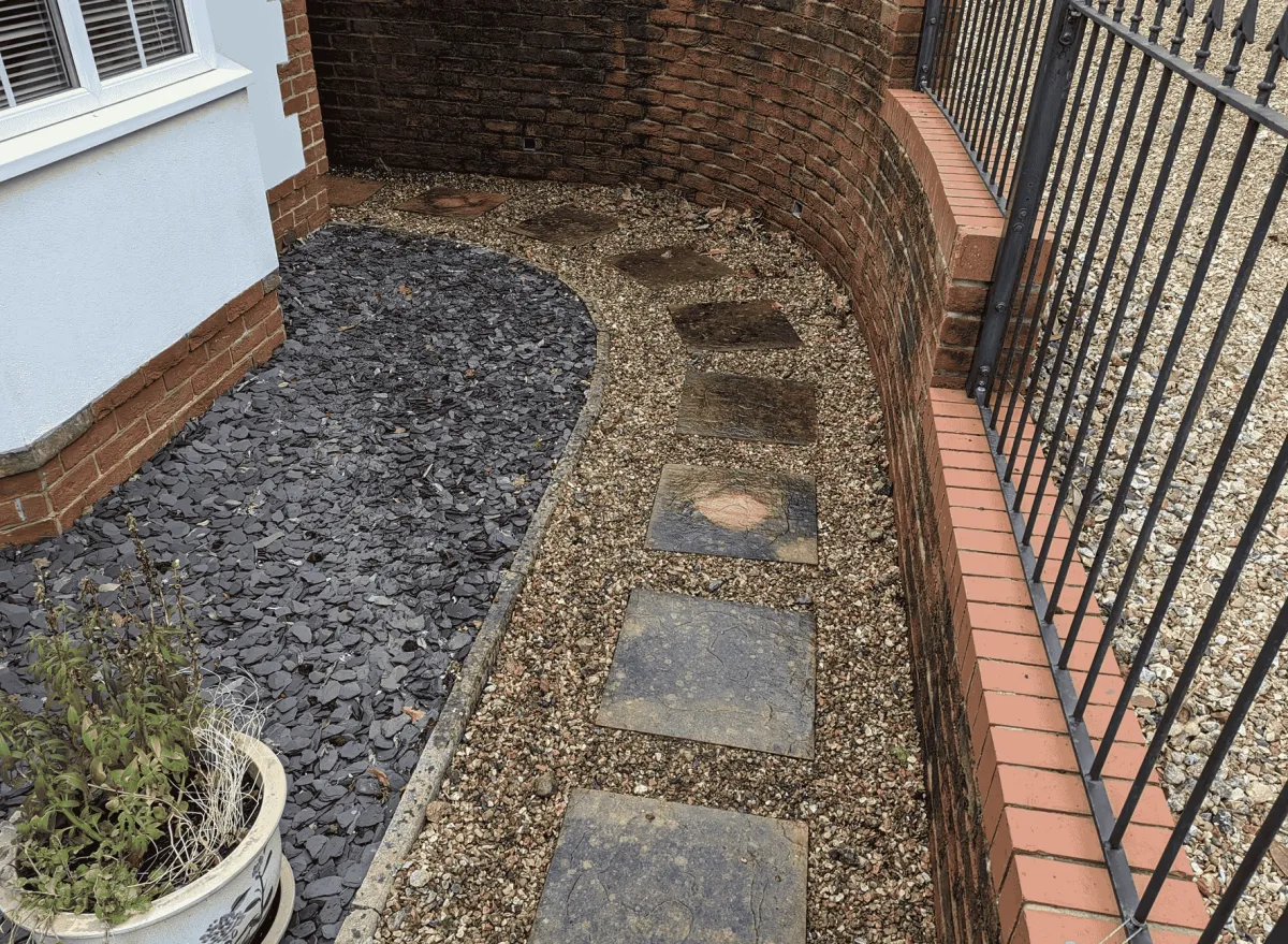 garden landscaping and patio paving in Bournemouth garden