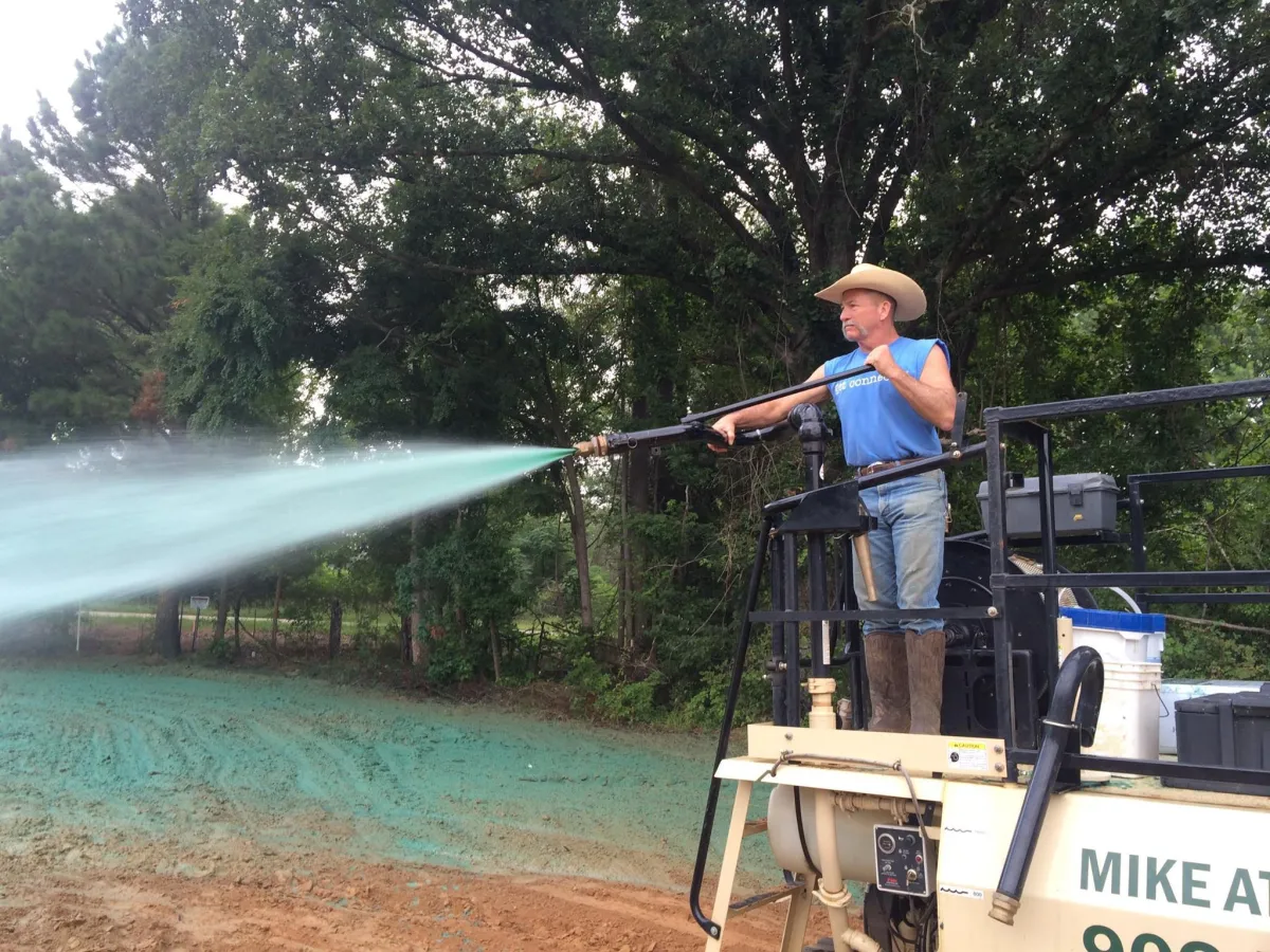 Hydromlching for Golf Courses