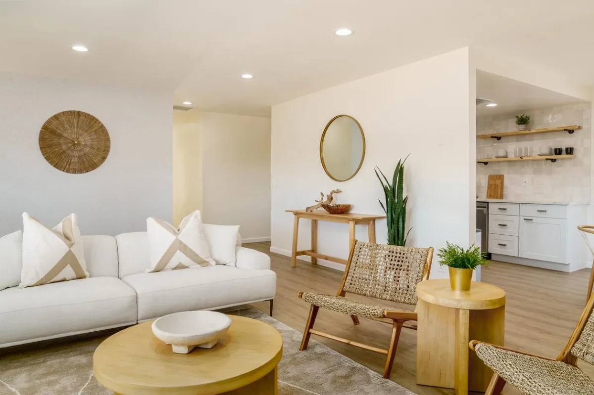 “how to market a vacation rental property”  “how to get more bookings for tours”