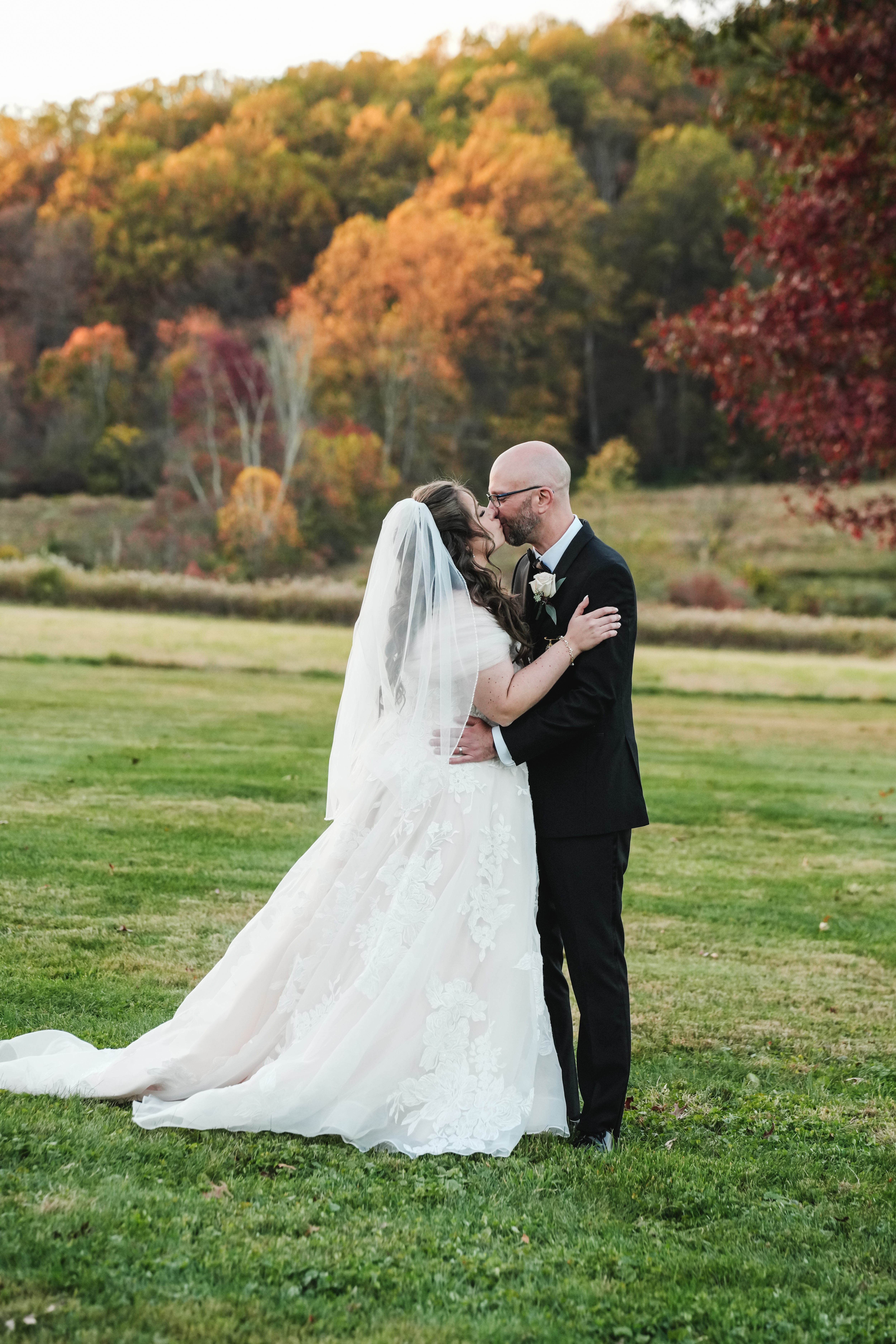 Quiet personal moment between the bride and groom on their wedding day - Little Wing Photography 