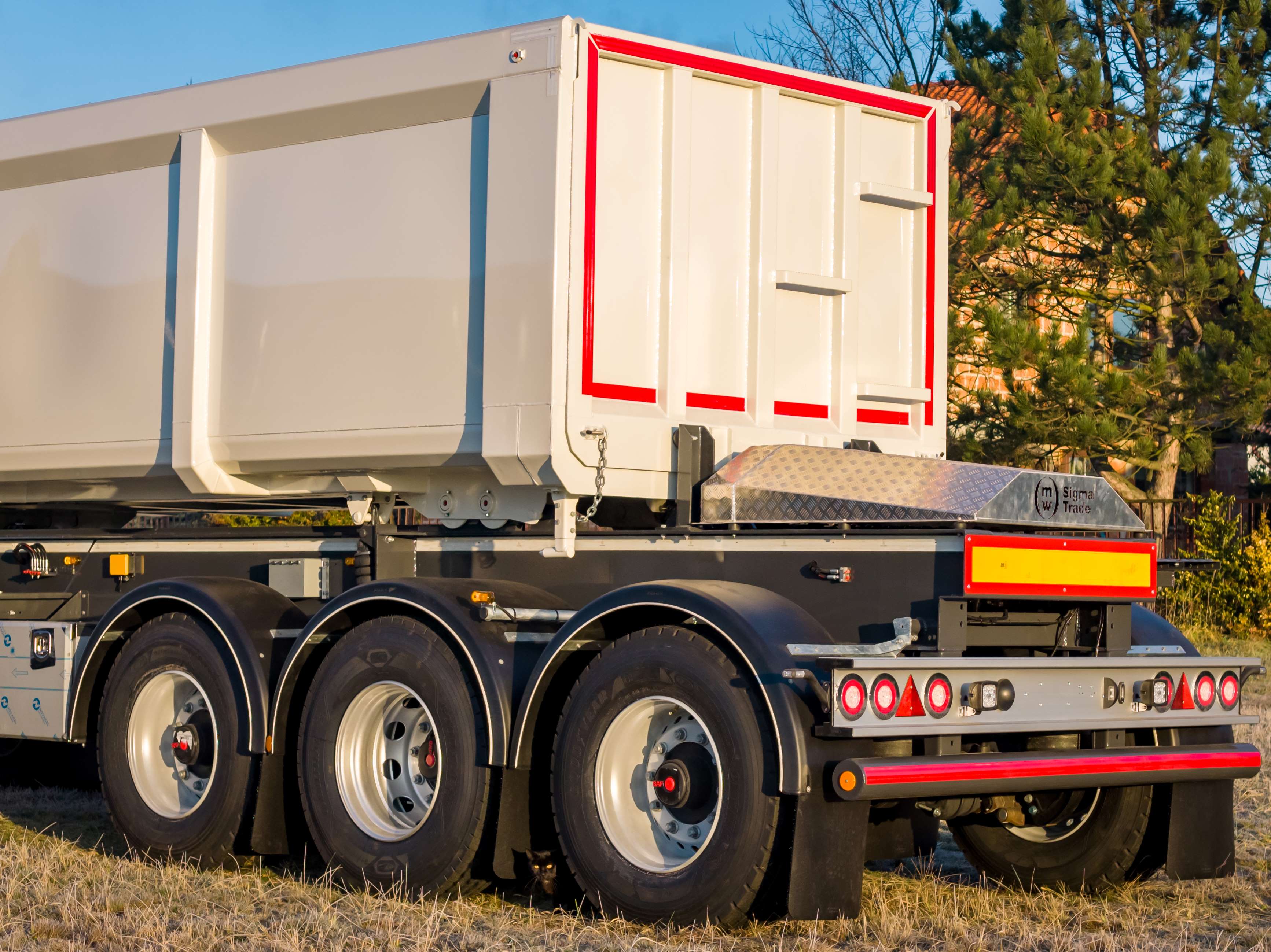 MW Sigma Trade dostarczyła pierwsze automatyczne przyczepy kasetowe do odbiorców w Finlandii