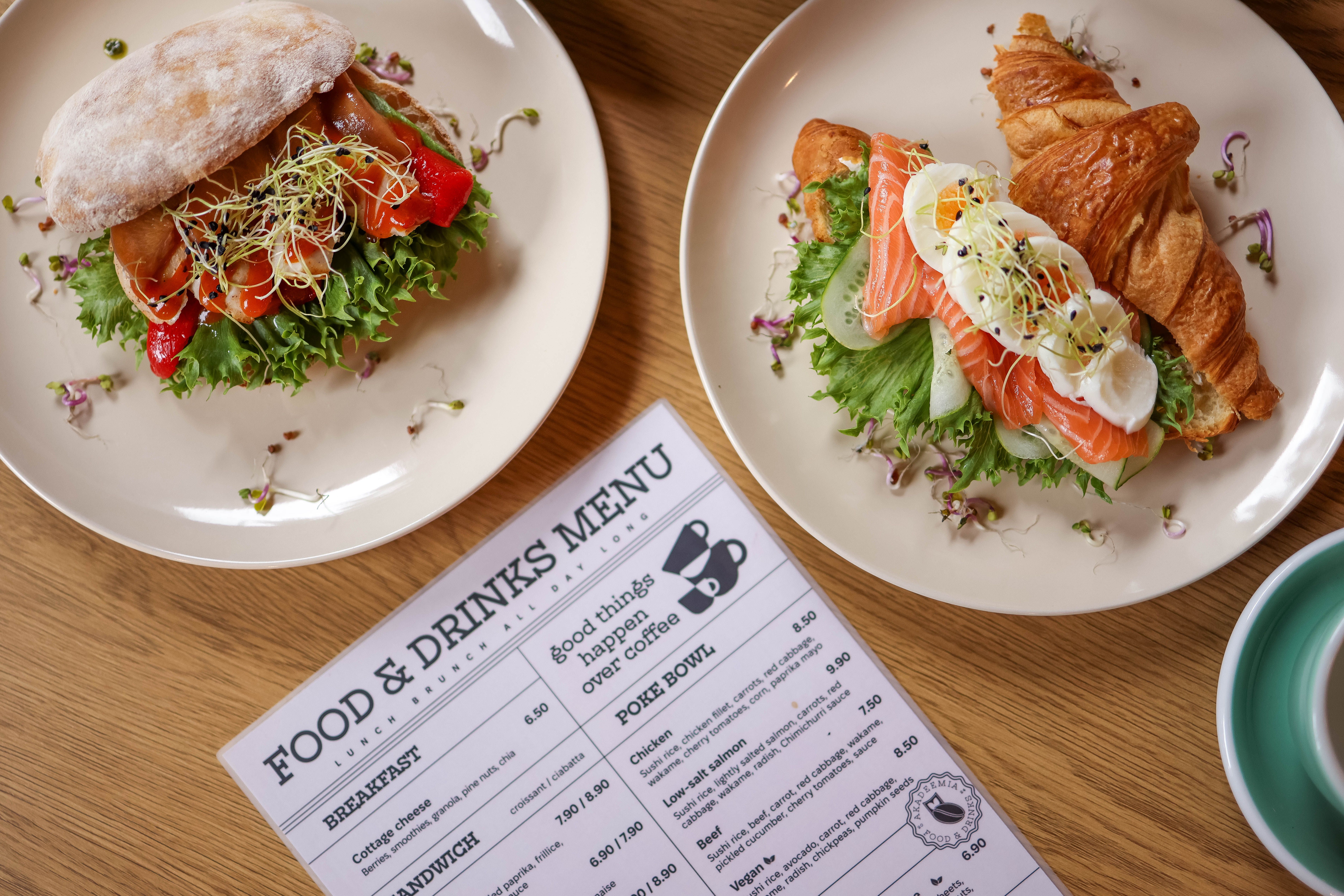 Jak stworzyć menu restauracji, które zwiększa średnią wartość rachunku?