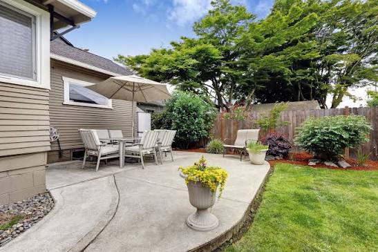 Kyle Concrete builds and installs Patio