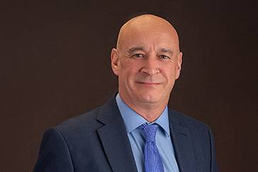 Headshot of Rich McLaughlin