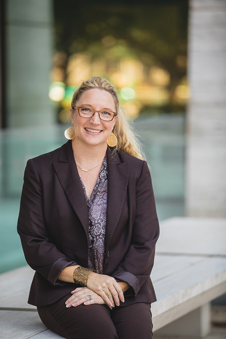 Laurie Hall, President and CEO of New Horizon Strategies - Professional speaker headshot