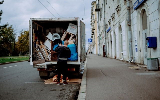 Marketing for moving and junk removal companies