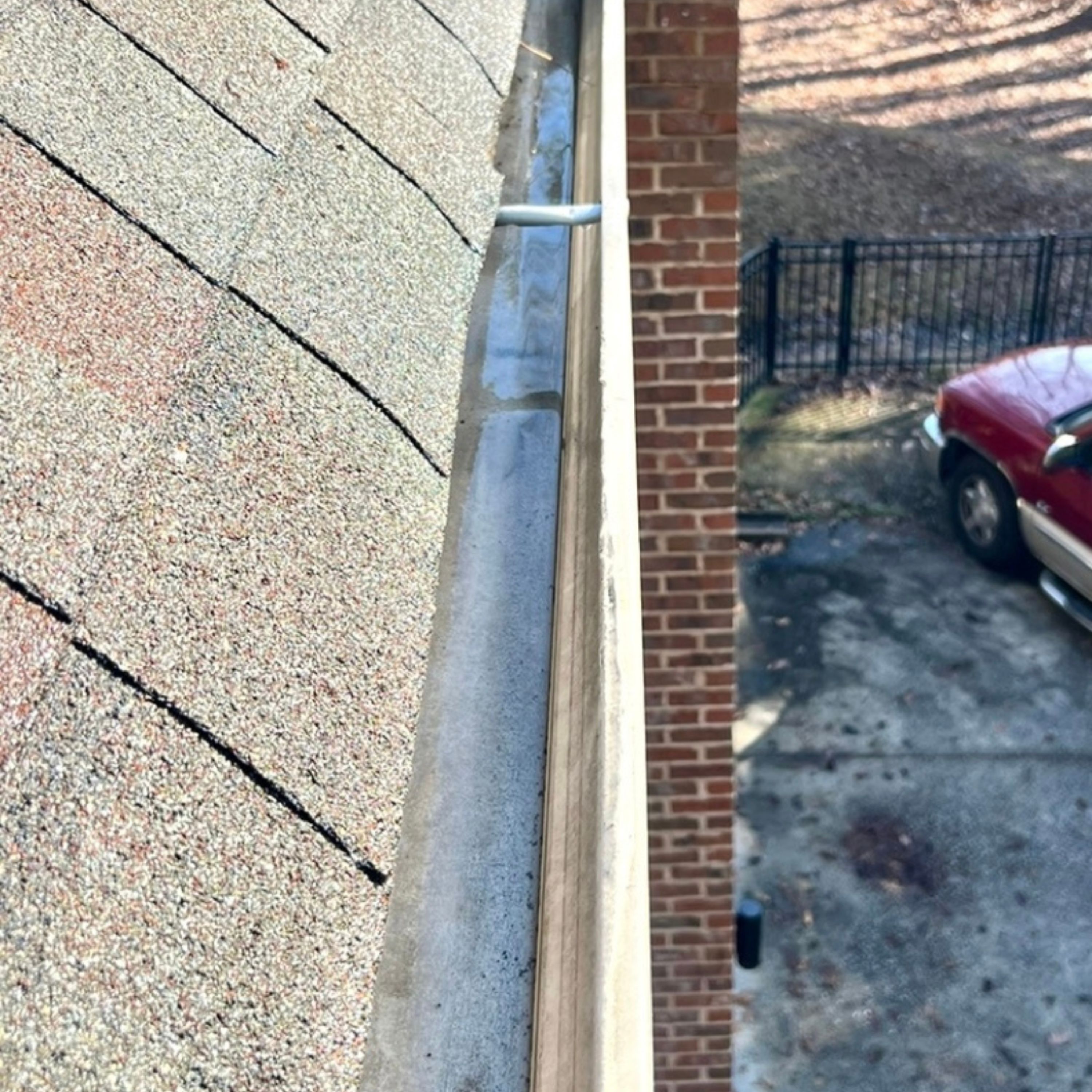 Gutter Cleaning in Birmingham