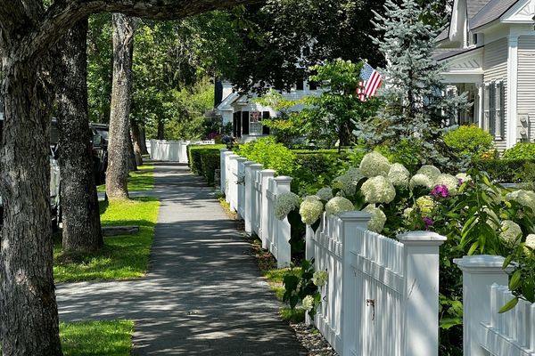 What Buyers Need to Know: Freehold, Cross Lease & Right of Way Explained 