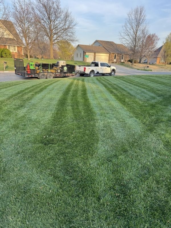 Lawn Mowing Service in Wichita, KS by Green Machine Lawn Care