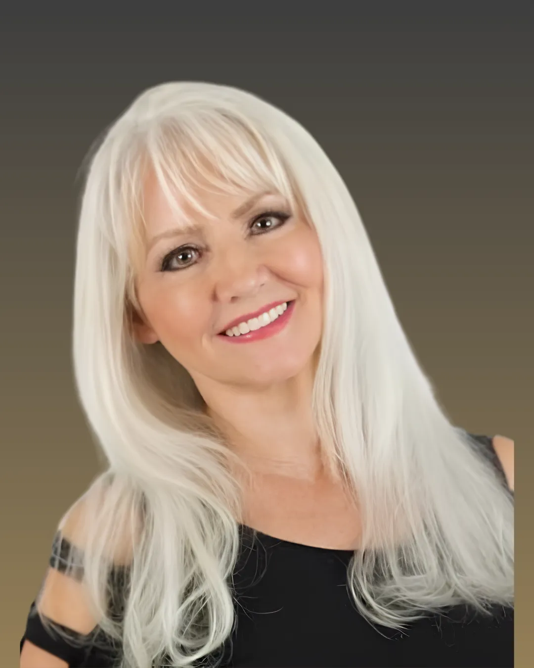 Pam Neighbors presenting a scalp micropigmentation workshop at the SPCP convention in 202