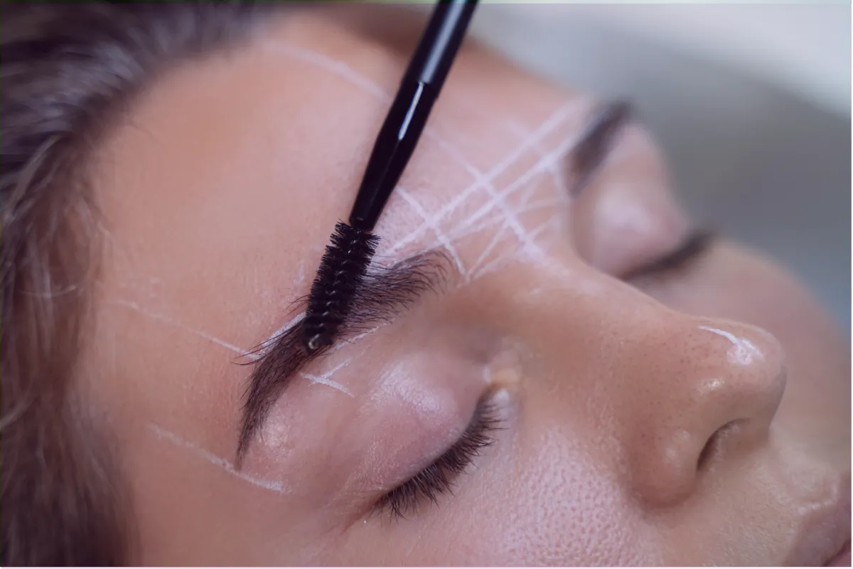 Precision eyebrow mapping and shaping based on facial bone structure