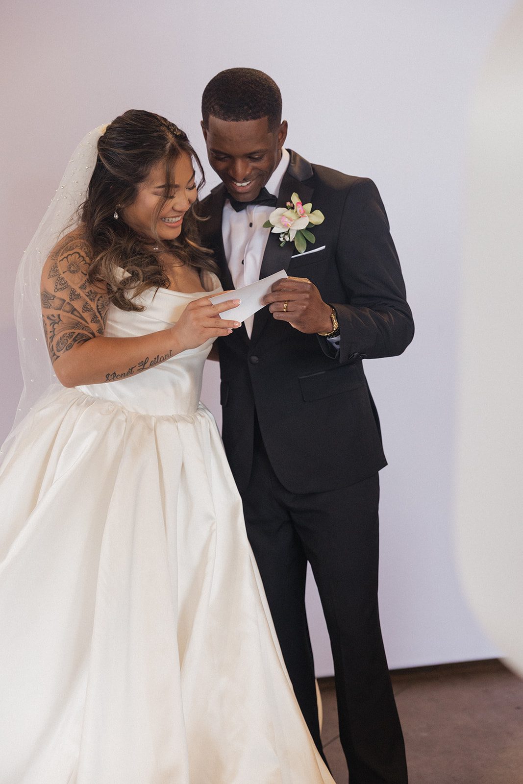 bride and groom in luxury photo booth at spruce mountain ranch in larkspur colorado