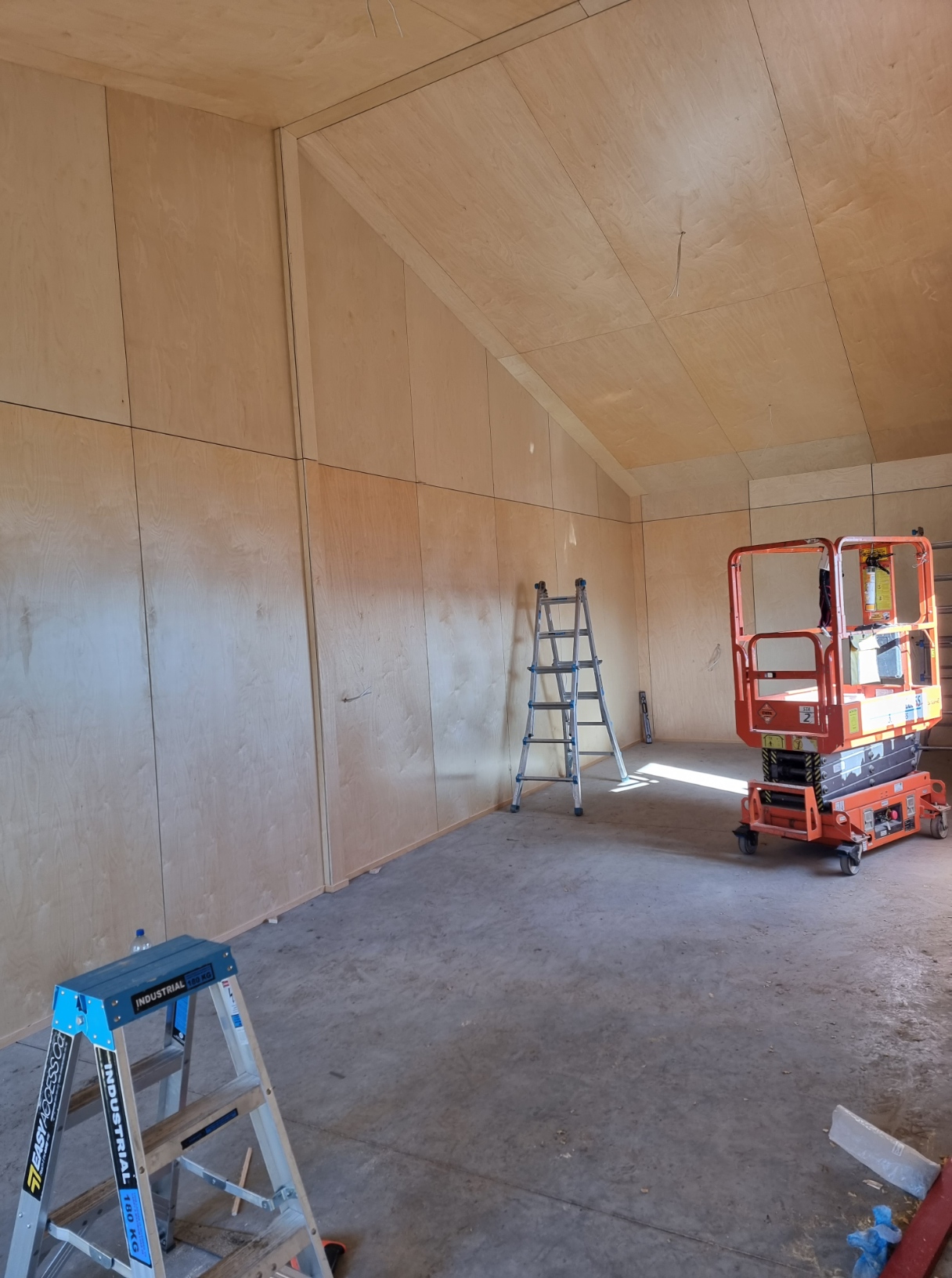 Interior room renovation with new plywood wall linings by a Methven builder