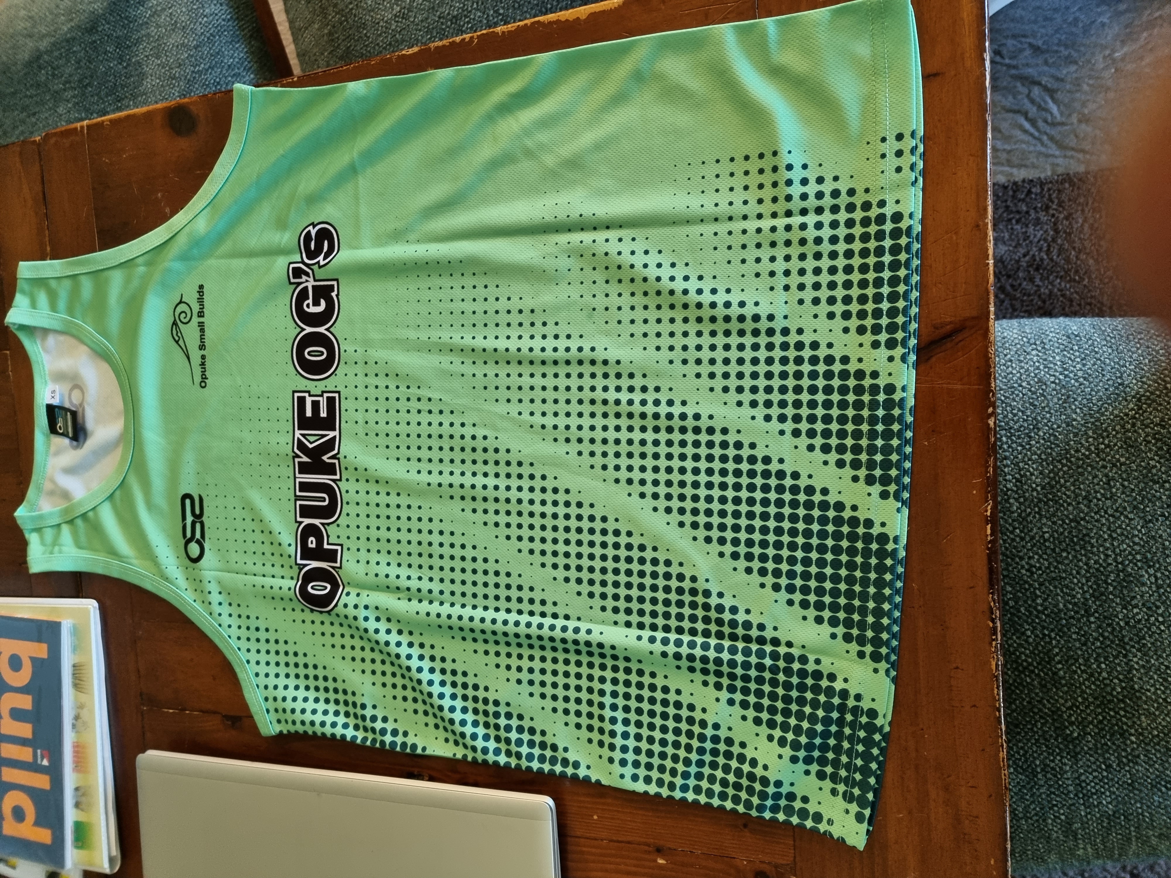 Opuke OGs sports singlet sponsored by Opuke Small Builds in Methven