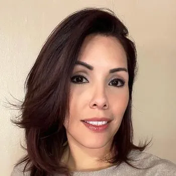 Michelle Loyola photo