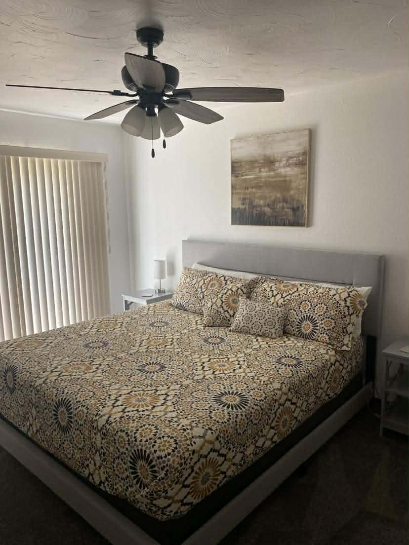 Airbnbs Cleaning Rock Falls