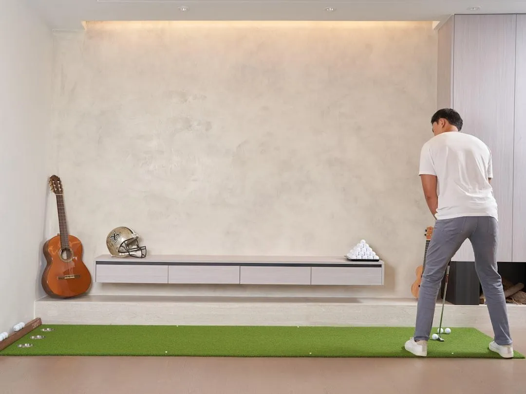 golf studio indoor simulator