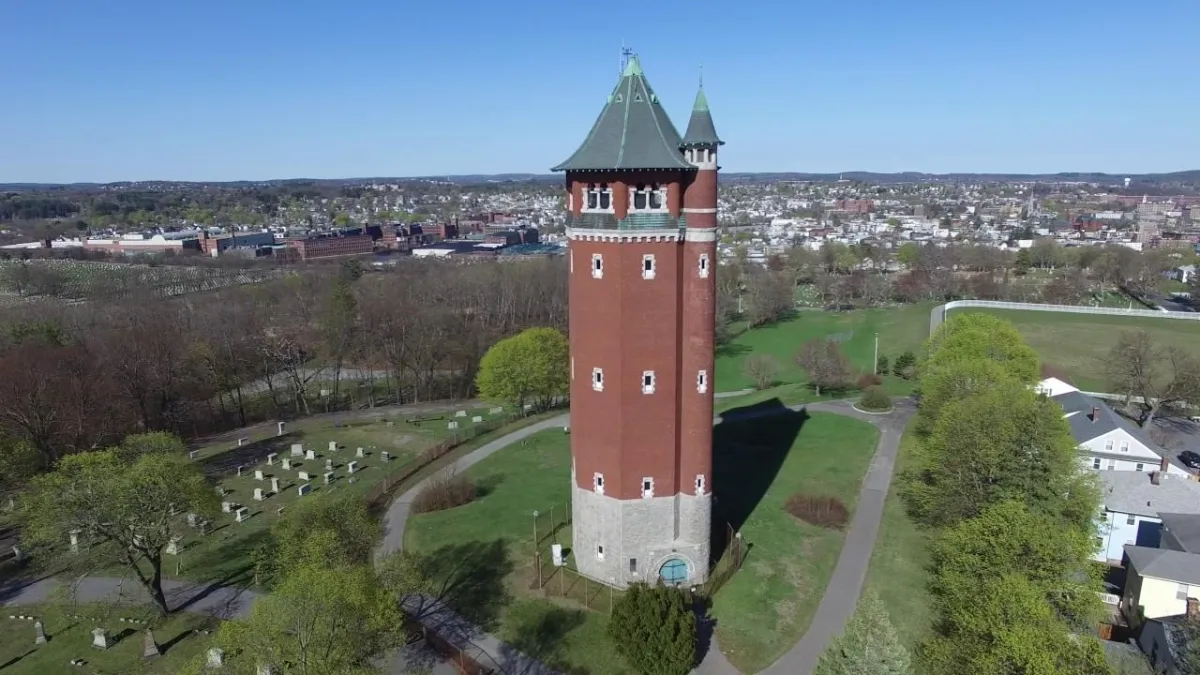 Large cedar deck in Tower Hill neighborhood