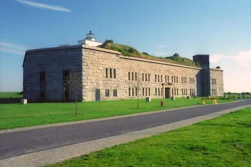 Coastal deck in Clark’s Point neighborhood