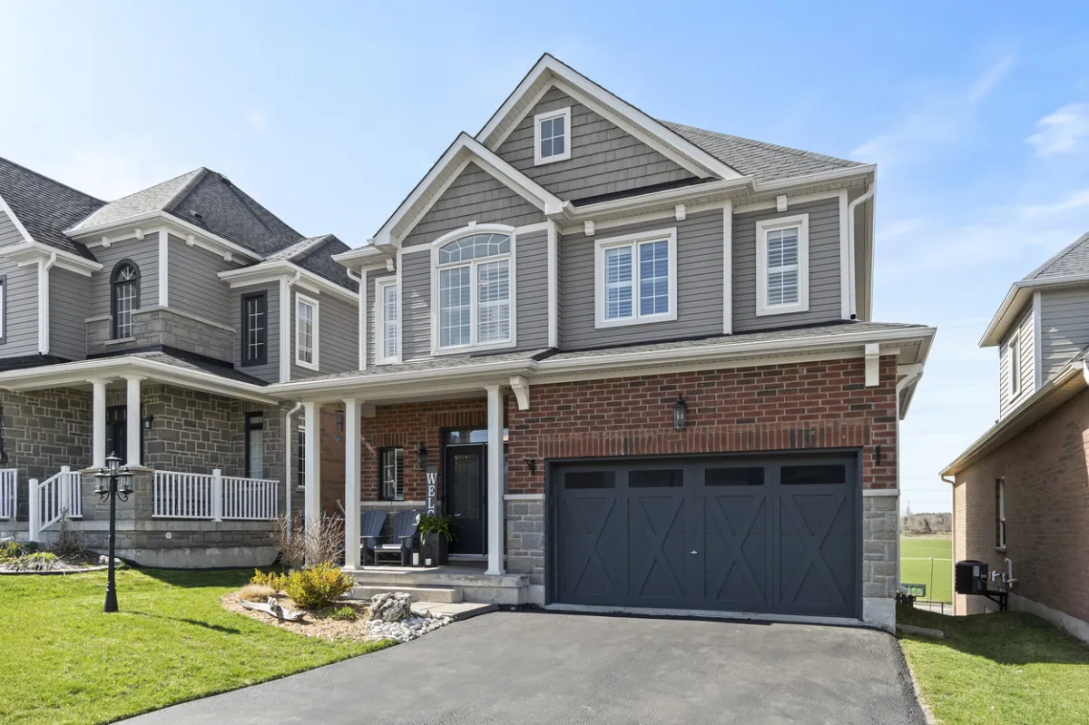 Two-Storey home with built-in two car garage on Paula Court in the Highland Ridge neighbourhood of Orangeville