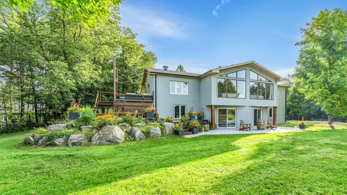 2-Storey home with raised deck on a large property within the Hockley Village area of Mono, Ontario