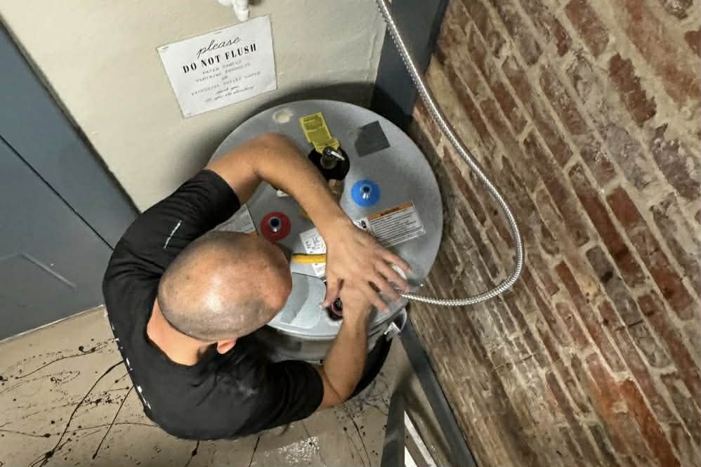 port orange fl plumber installing water heater