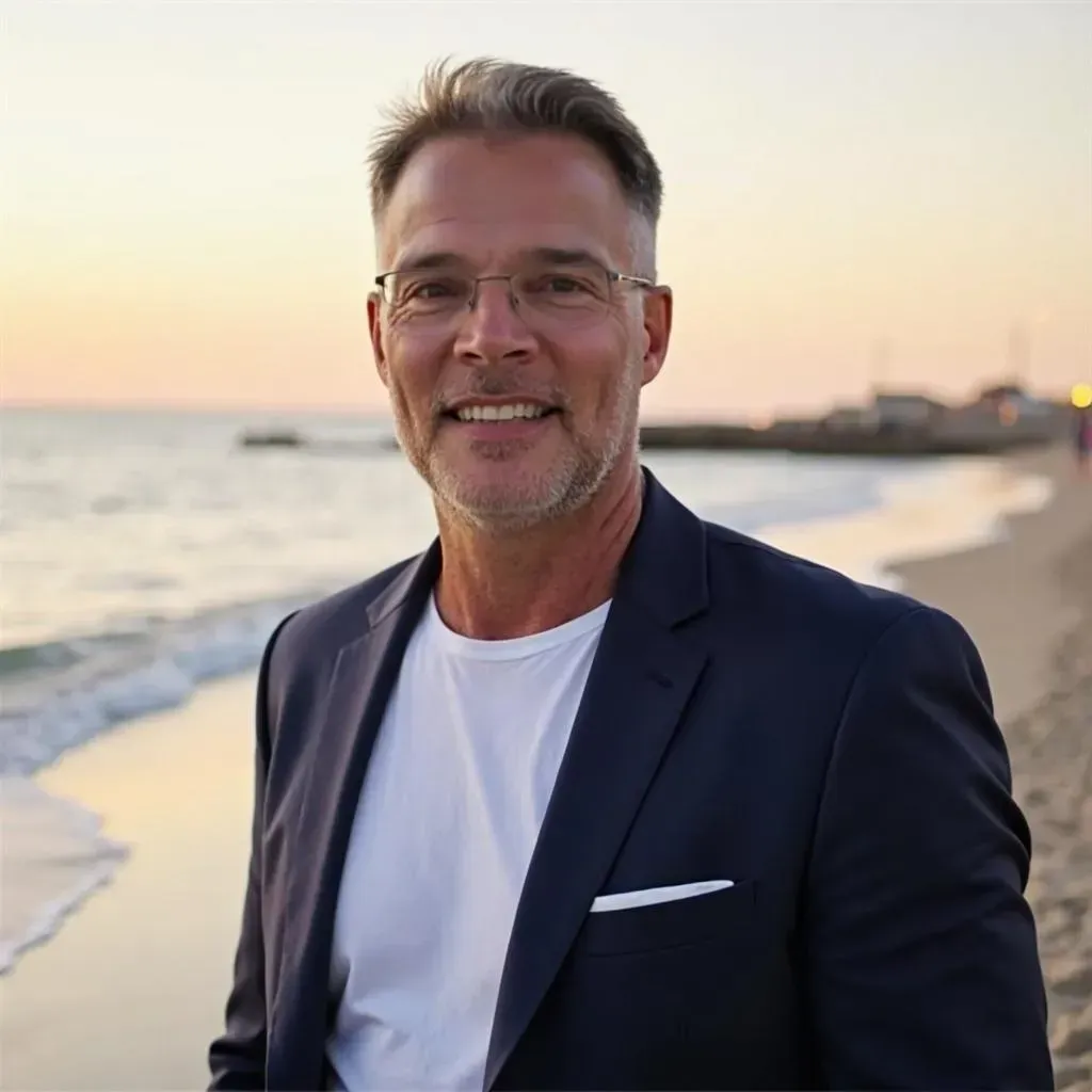 Professional portrait of Mark Zabinski, Federal Retirement Consultant