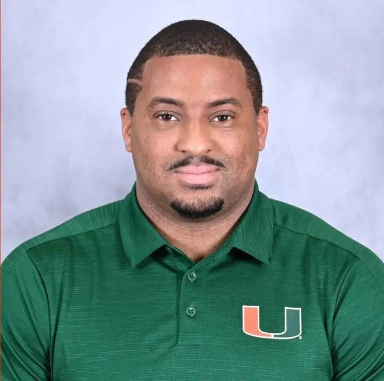 A sleek whistle with a star, symbolizing expert coaching in youth athletic performance. Represents mentorship from D1 athletes, sports scientists, and professional trainers.