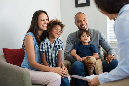 Family therapy session at Cre8tive Thinking in Kennewick, WA